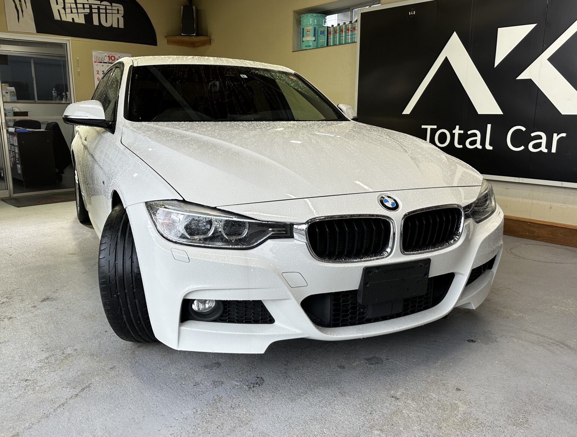 BMW 320d（SOLD OUT）