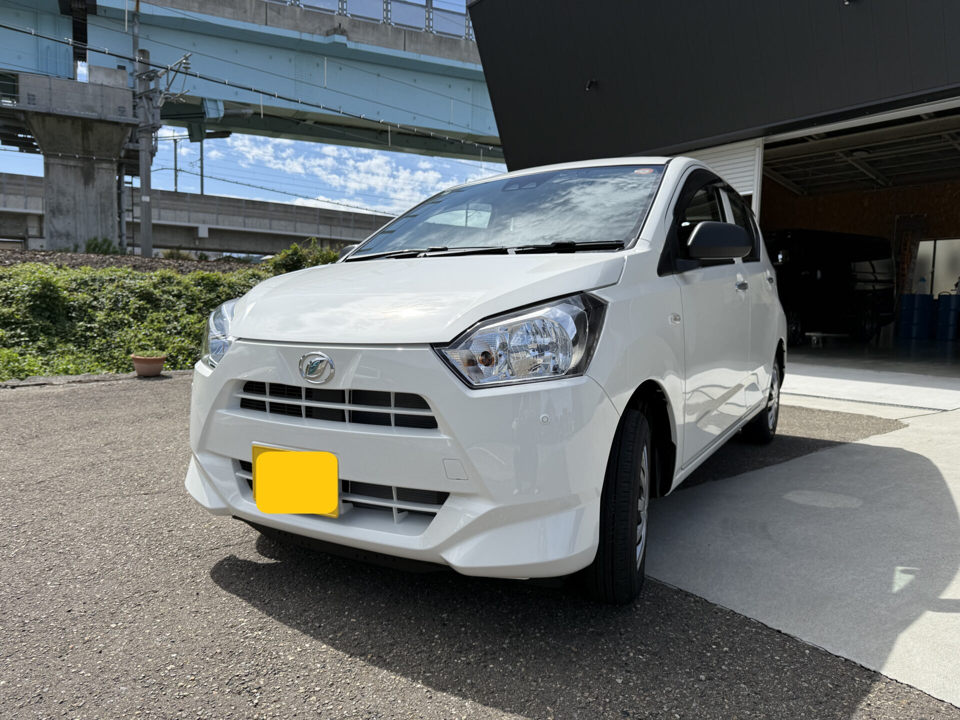 ミライース(新車)